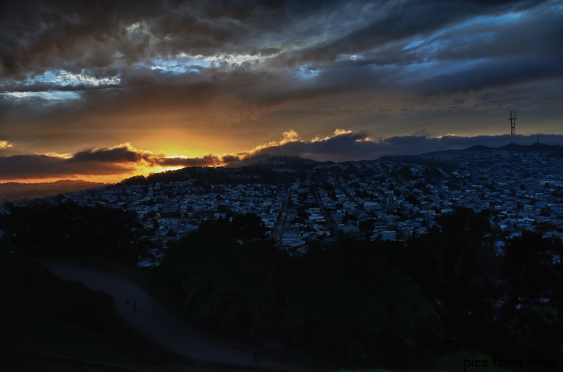 San Francisco sunset_ looking South2010d29c076_HDR.jpg